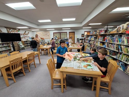 kids in library